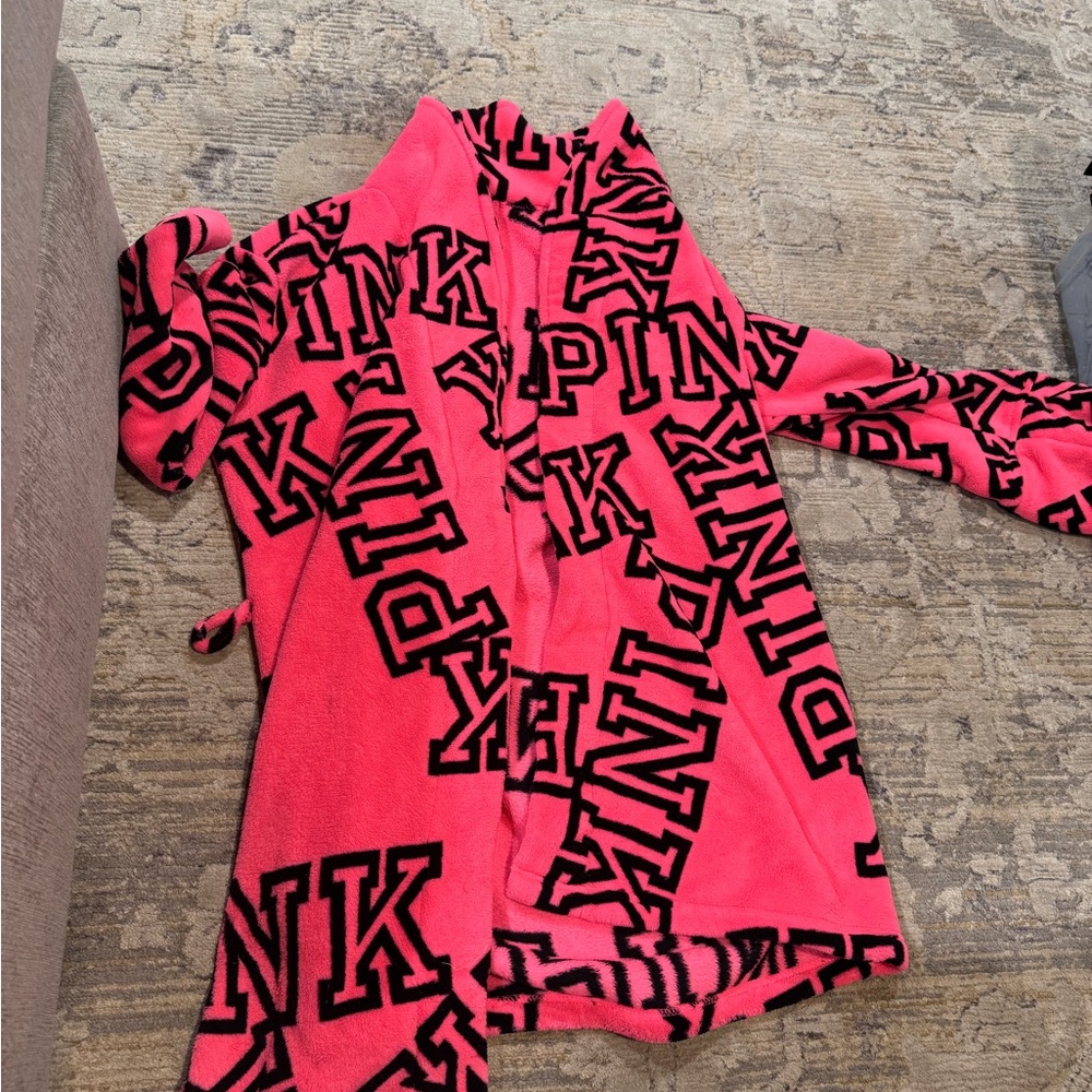 Victoria's Secret Pink and Black Robe Pajamas